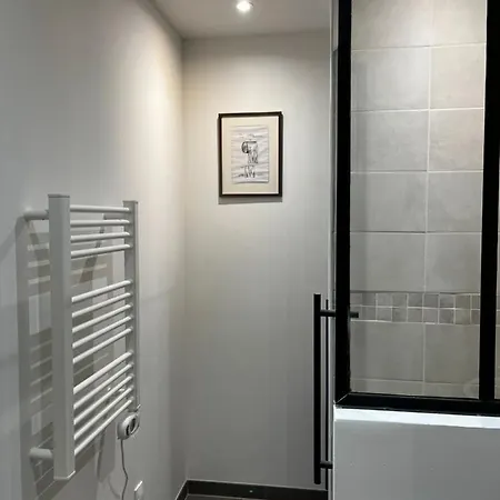 Appartement Escapade A Dans T2 Bis Proche Gare Et Centre